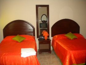 Hotel Nuevo Amanecer Room 2